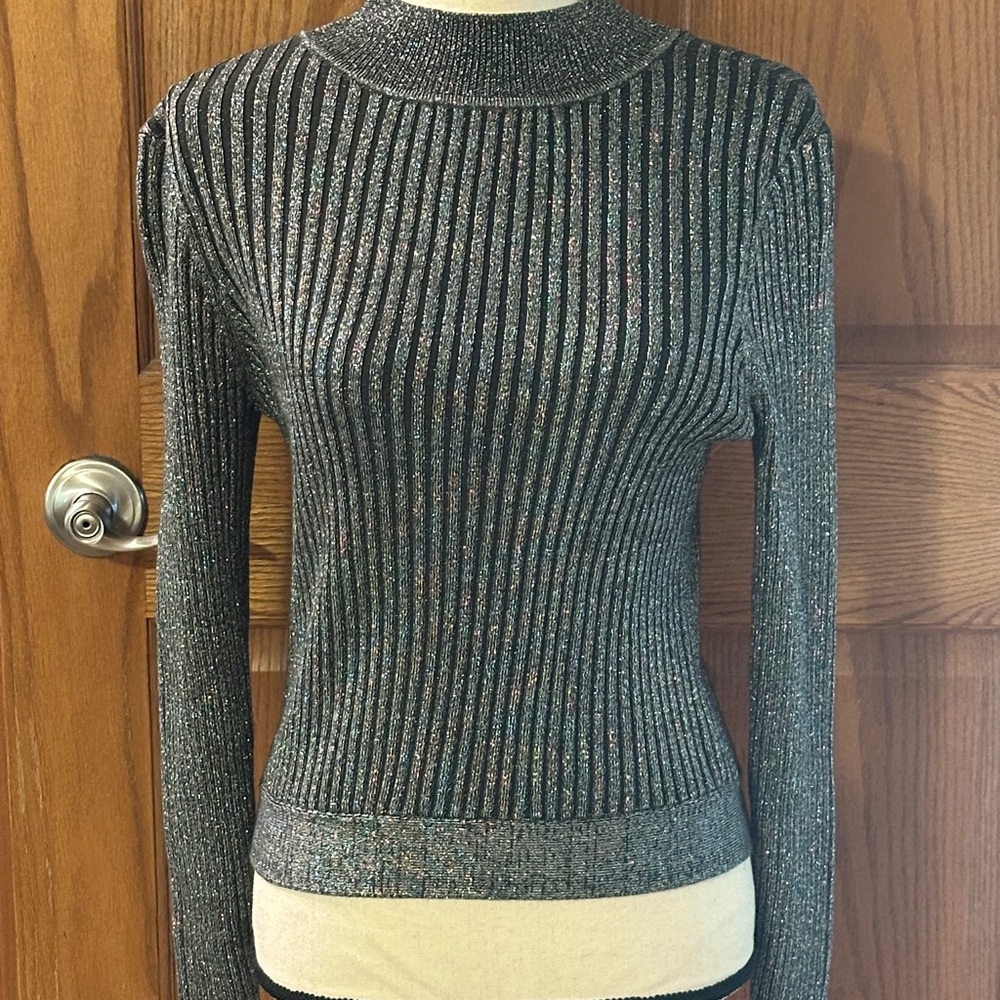 Elegant Forest Green and Silver Ribbed Women's Sweater with detailed tie